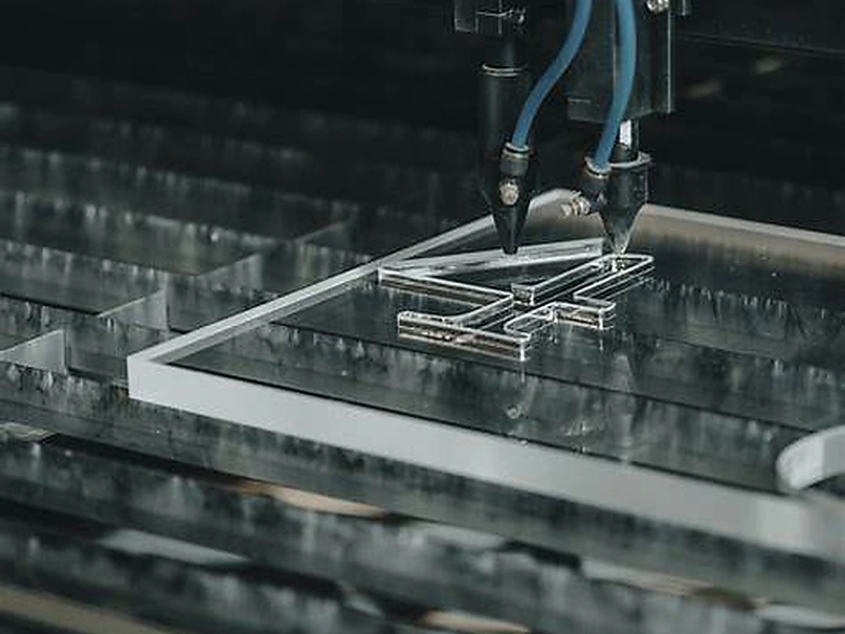 CO2 laser engraving head cutting acrylic